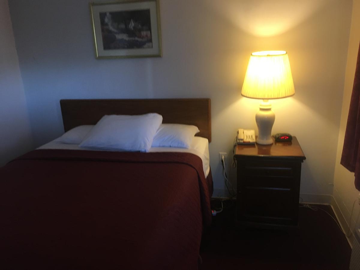 Villager Motel & Glen Manor Estate Watkins Glen Εξωτερικό φωτογραφία